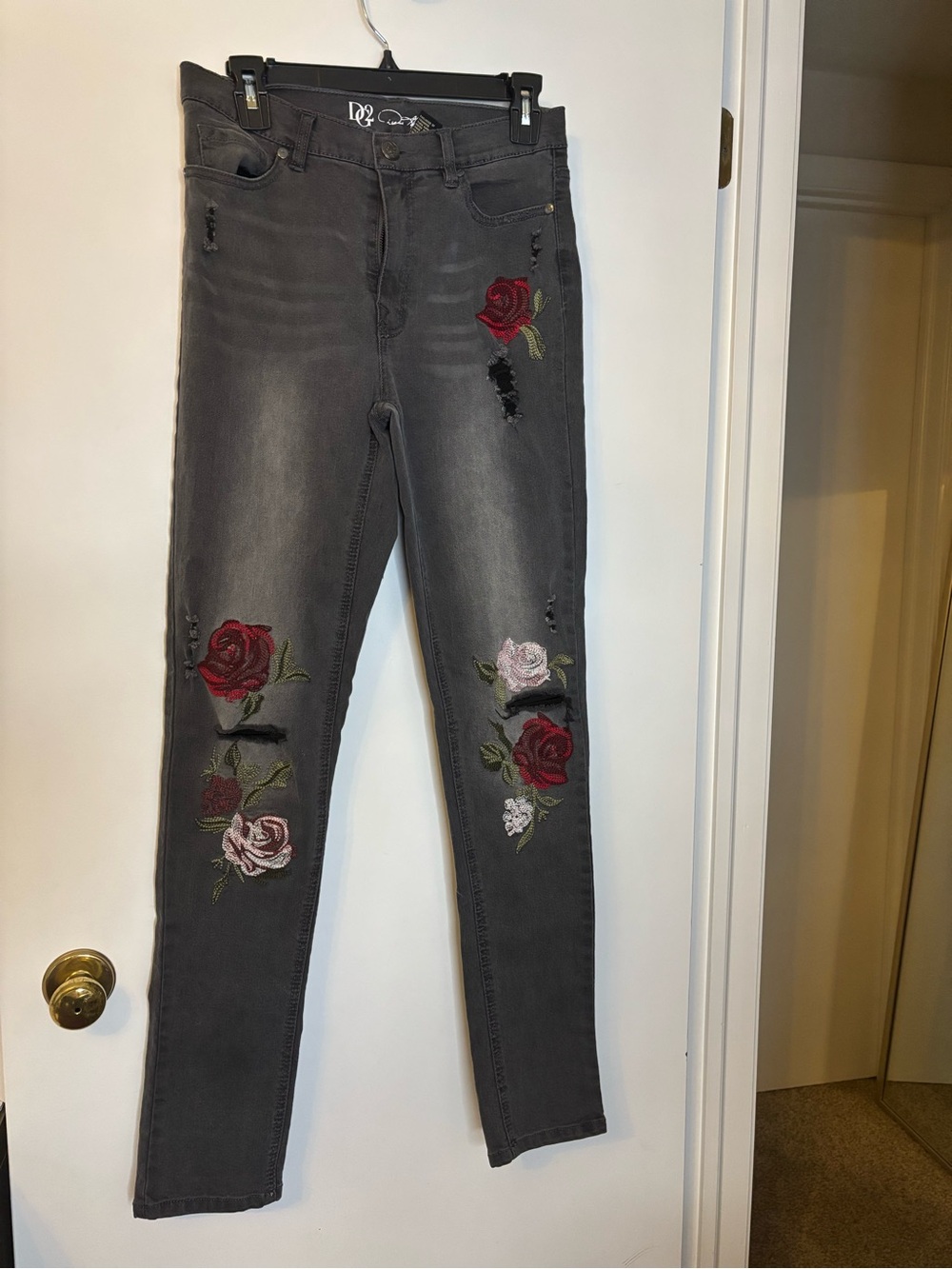 DG2 Gray Skinny Jeans with Red and Pink Rose Embroidery